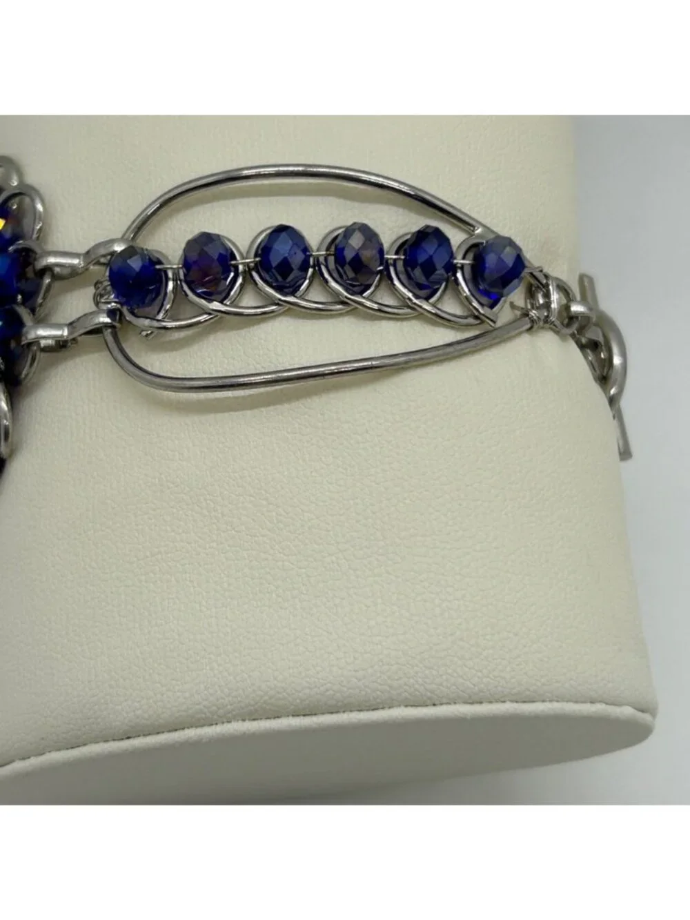 Handcrafted Silver-Tone Blue Rhinestone Crystal Floral Rosette Toggle Clasp Stat
